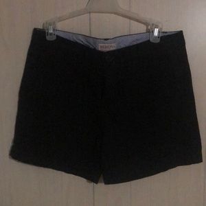 Ladies shorts, mid waist, slant pockets in front